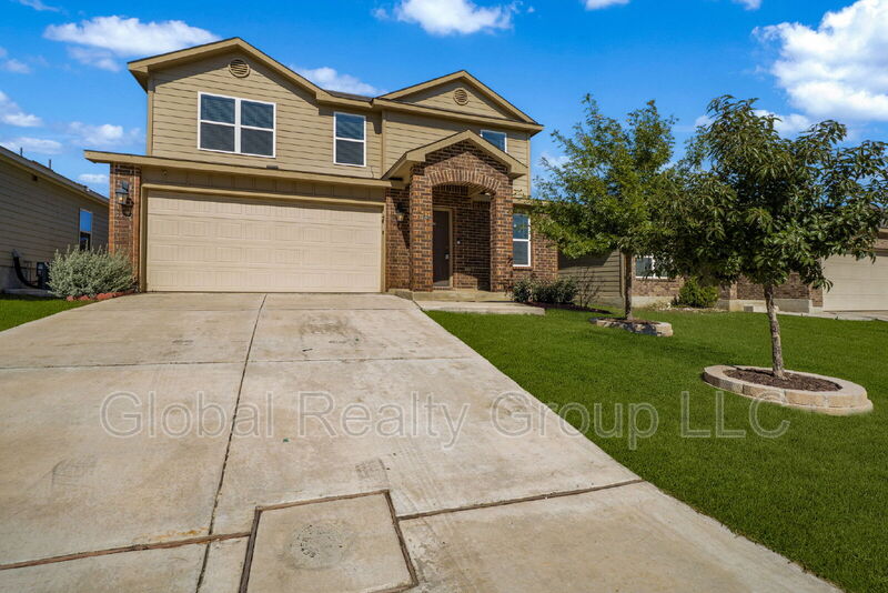 Converse House: 7139 Quarter Moon