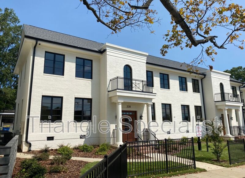Raleigh Condo: 2018 Smallwood Drive
