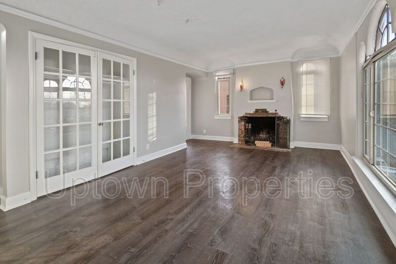 Portland House: 1344 NE 68th Ave