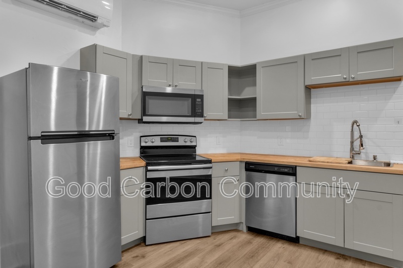 Buffalo Condo: 46 Allen St