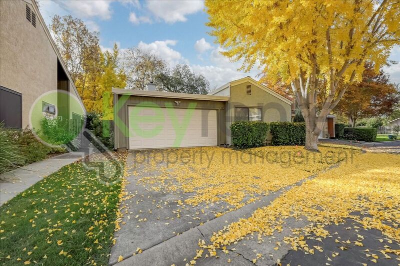 West Sacramento House: 2692 Bradford Way