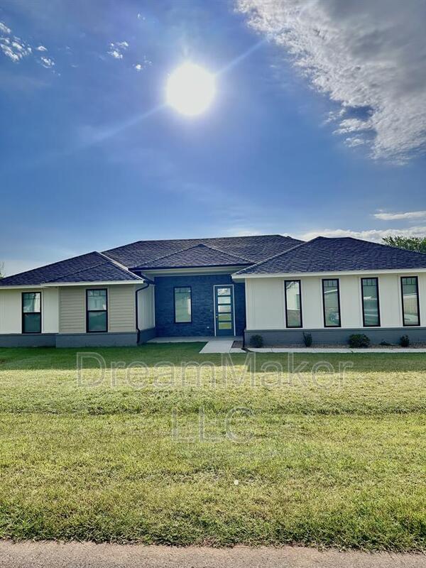 Goldsby House: 5329 Red Maple Ave