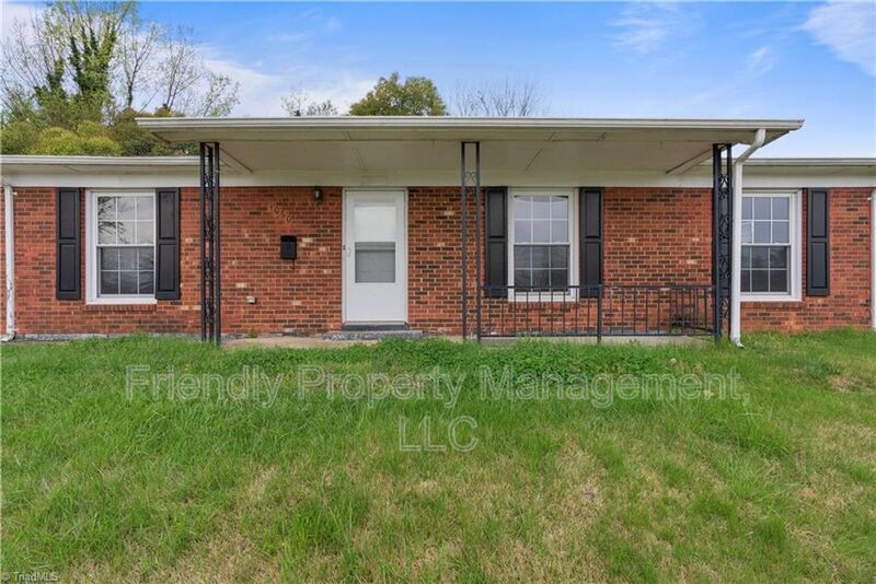 Winston-Salem House: 1050 File St