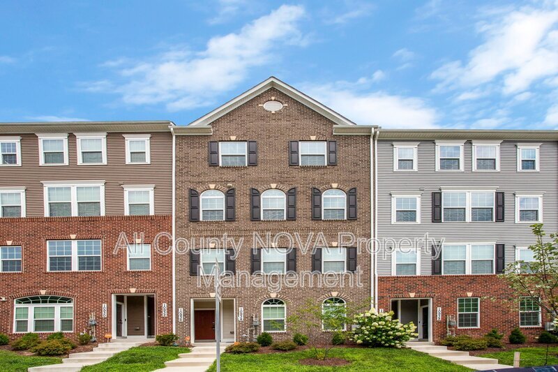 Main image for 10936 PRESIDENTIAL PKWY
