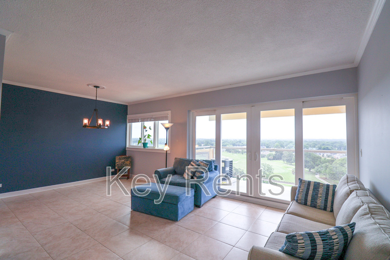 Pensacola Condo: 825 Bayshore Dr.