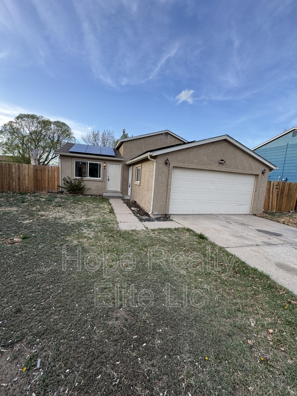 Colorado Springs House: 3378 Foxridge Drive
