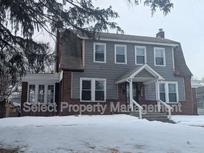 Fort Wayne Condo: 2315 Kensington Boulevard