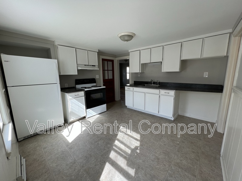 Agawam Condo: 33 High Street - 1