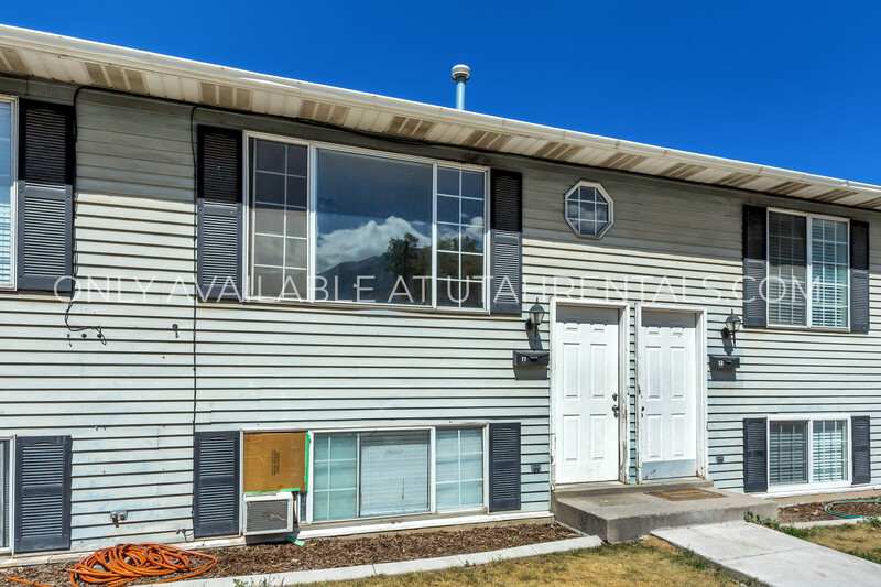 Pleasant Grove Condo: 255 E Center St