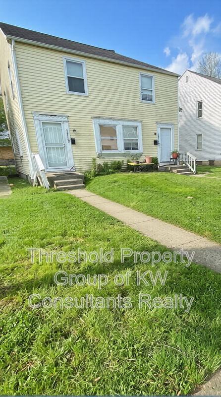 Columbus Condo: 1732-1734 E Whittier Street