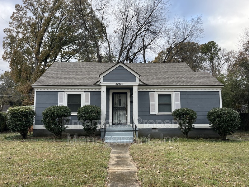 Memphis House: 801 Bowen Circle