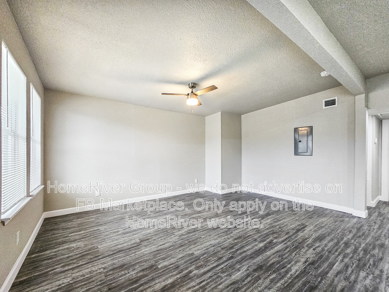 San Antonio Condo: 2708 Wilson