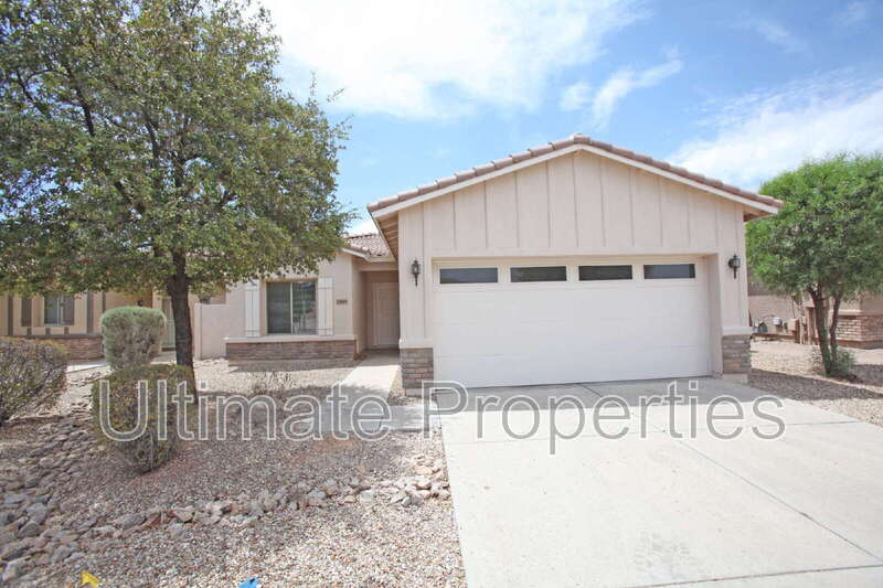 Surprise House: 13849 West Maui Lane