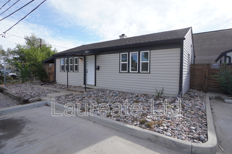 Sheridan House: 4088 S Clay St