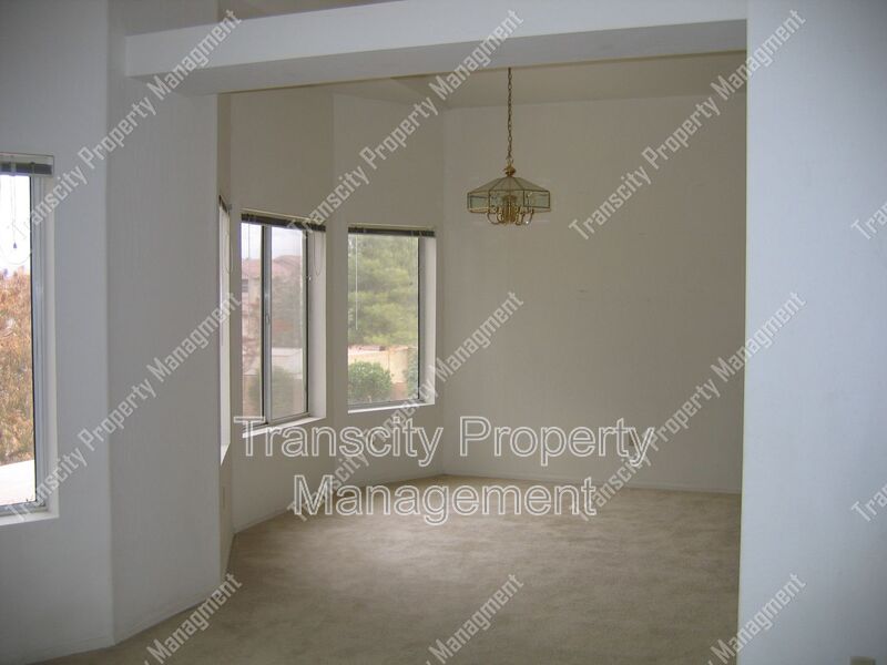 Mesa House: 1704 S 39th St