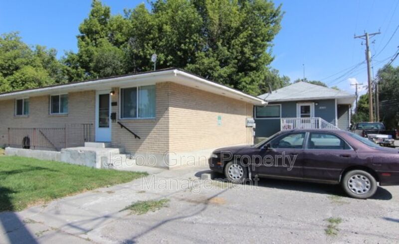 Idaho Falls House: 1090 Canal Street