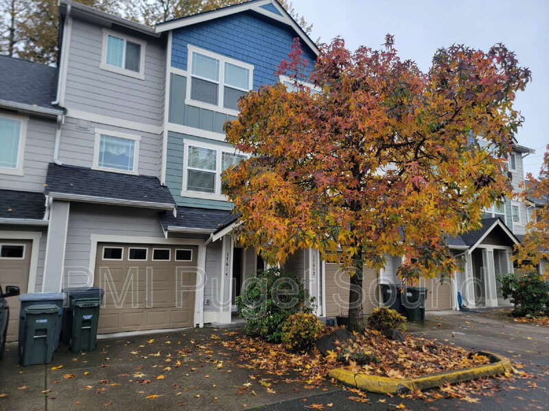 Puyallup House: 17614 79th Ave Ct E