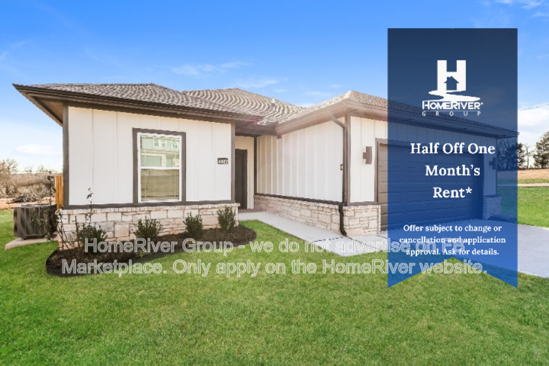 Arcadia House: 320 W 3rd St