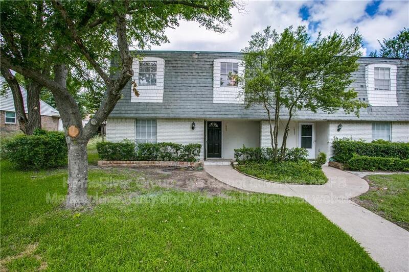 Plano Condo: 1805 Camelot Cv