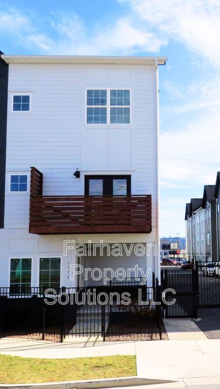 Chattanooga House: 1978 Mitchell Ave