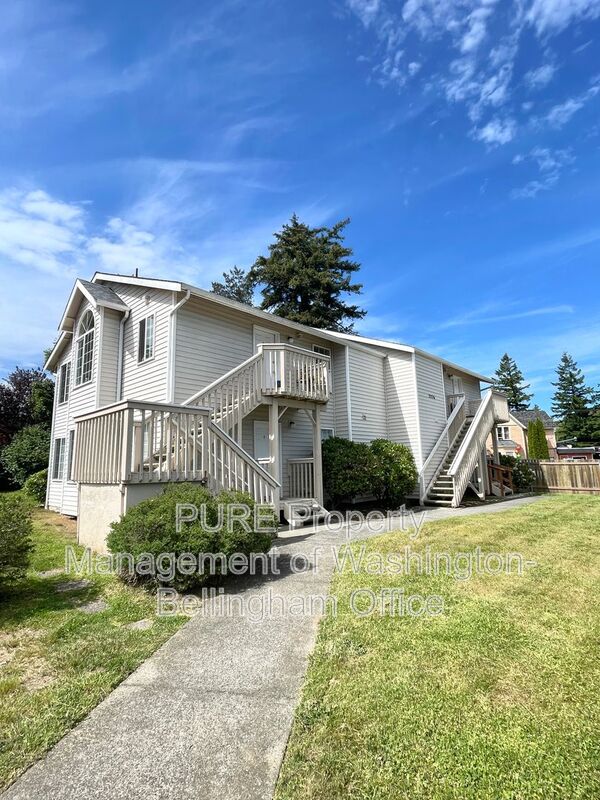 Ferndale House: 2256 Douglas Rd.