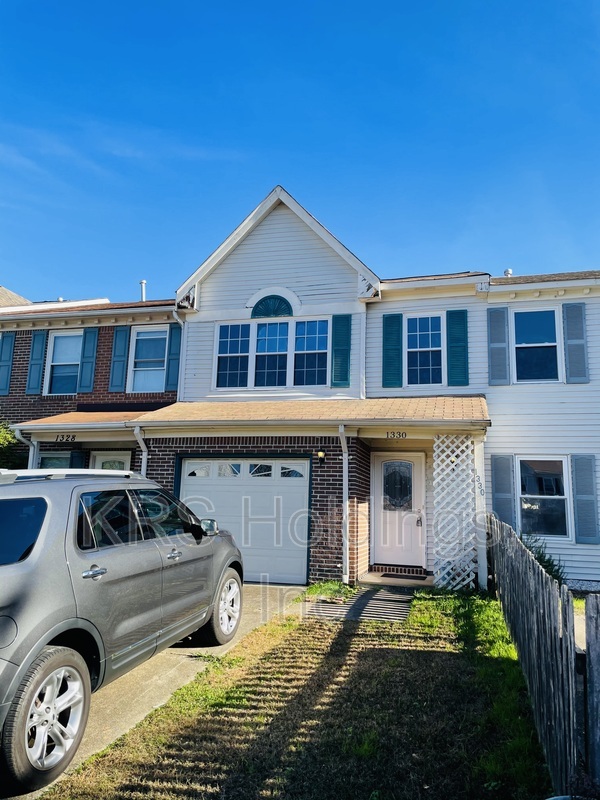 Virginia Beach Townhome: 1330 rica ct