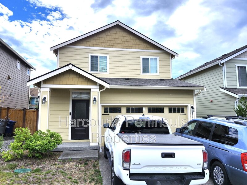 Bremerton House: 4785 Driftwood Street