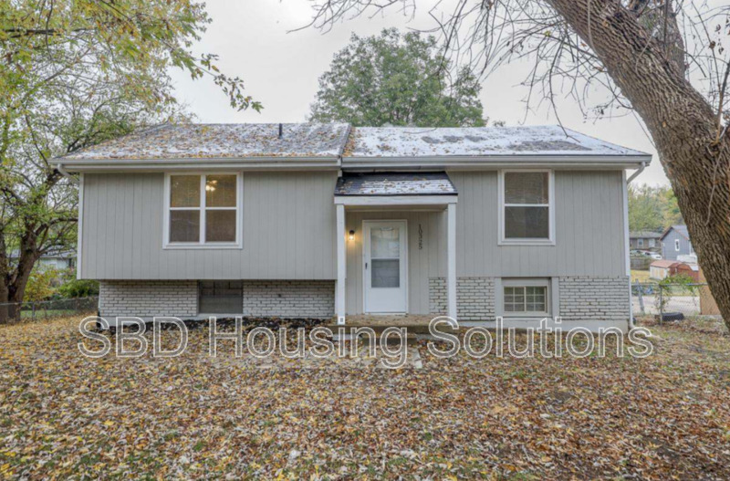 Kansas City House: 10325 Smalley Ave