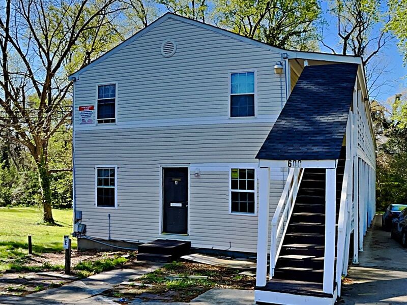 Raleigh House: 1600 Poole Road