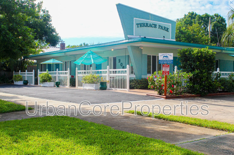 St Petersburg Condo: 206 9th Ave N