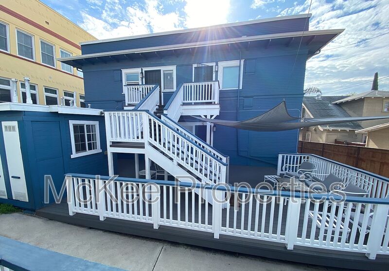 San Diego Condo: 2262 Market Street