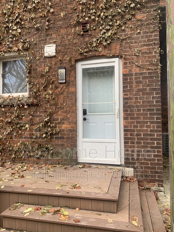 Hamilton Condo: 287 Hunter Street East