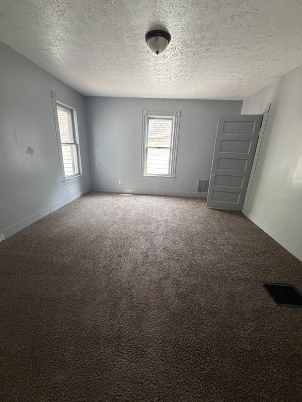 Cleveland Condo: 2054 West 83rd Street - Upstairs