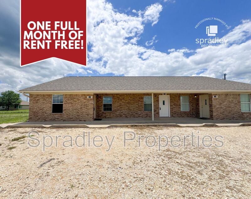 Salado Townhome: 117 Lacey Lou Ln.