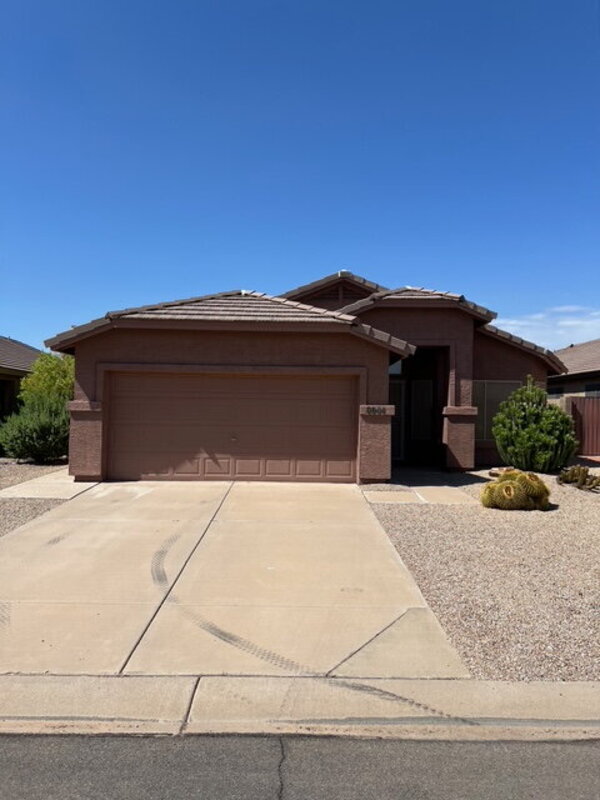 Gold Canyon House: 8944 E Red Mountain Ln