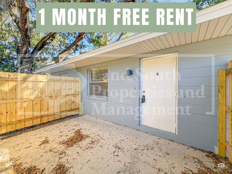 Lakeland House: 815 W. Carole Street