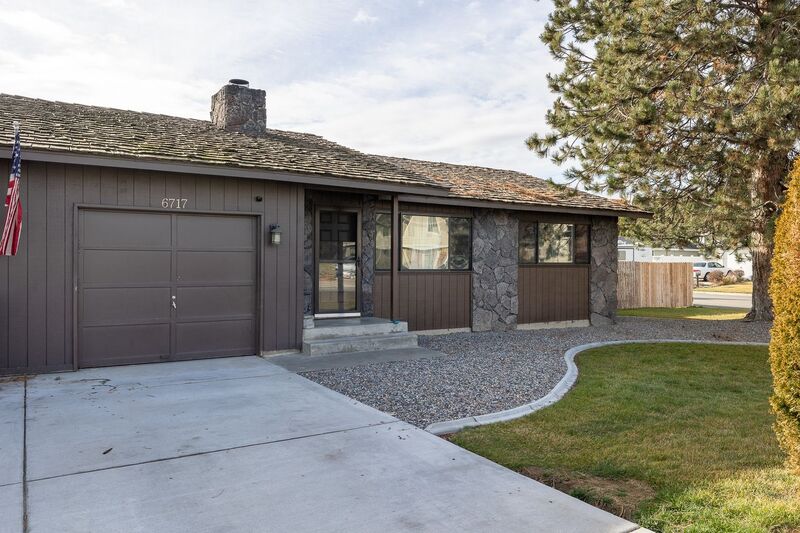 Kennewick Condo: 6717 W 1st Ave