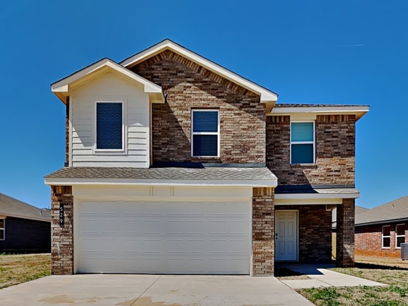 Newcastle House: 529 Saint Charles Pl
