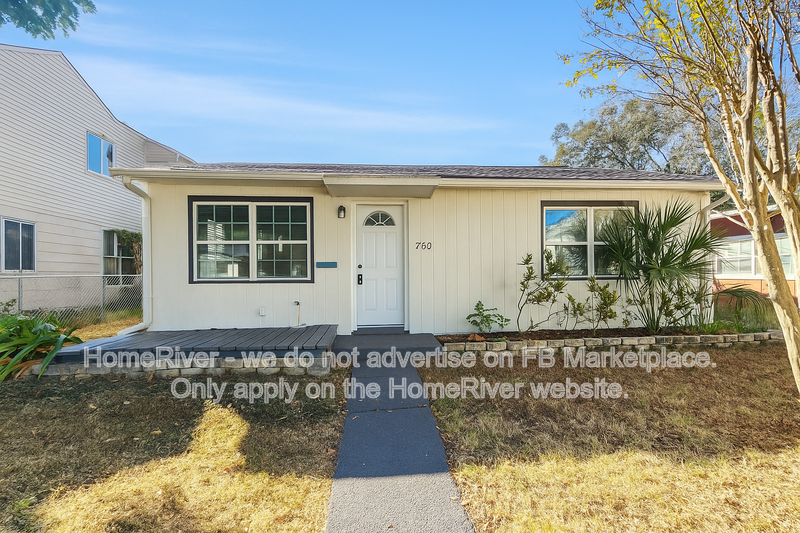 Saint Petersburg House: 760 52nd Ave N