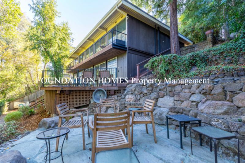 Mill Valley House: 24 Longfellow Road