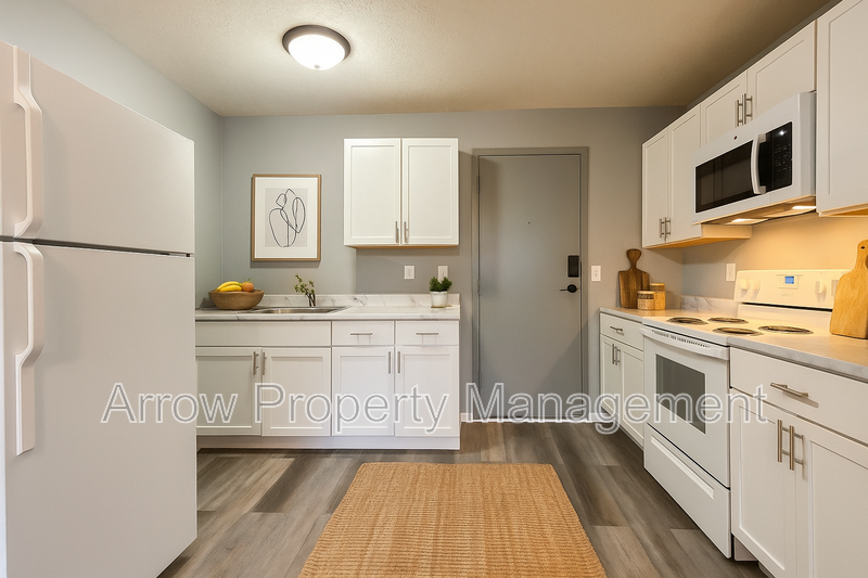 Lincoln Condo: 1730 G Street