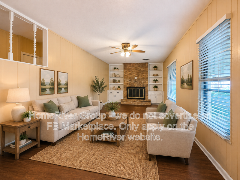 River Oaks House: 920 Yale St