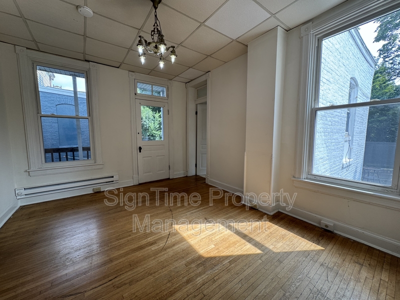 Hagerstown Condo: 117-121 East Antietam Street - 121 2nd Fl A