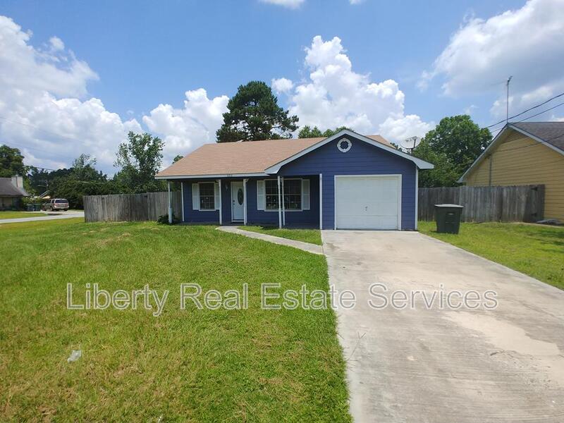 Hinesville House: 628 Honey Ridge Ln