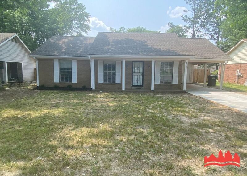 Southaven House: 8743 Greenbrook Pkwy