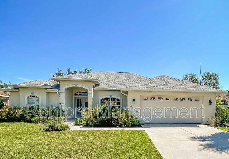 Venice House: 2137 Date Palm Way