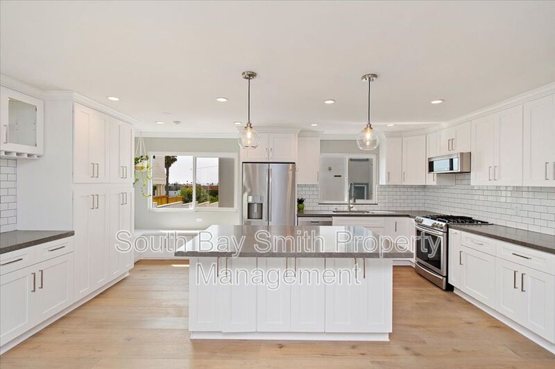 Redondo Beach Condo: 122 S. Guadalupe