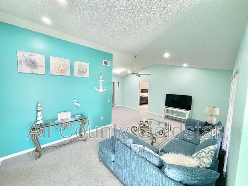 Rotonda West House: 285 Mark Twain Ln