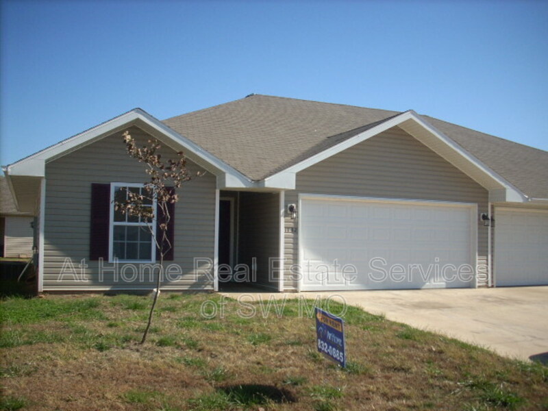 Springfield Condo: 1123 S. Clifton