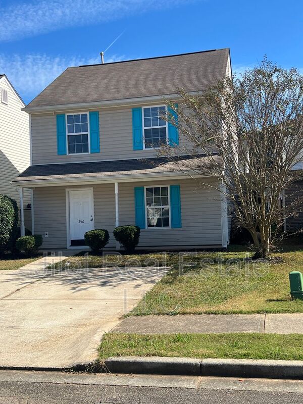 Stockbridge House: 256 Turnstone Rd